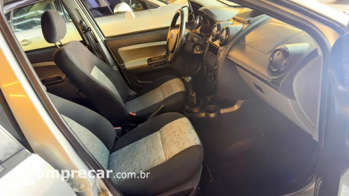 FIESTA 1.0 MPI Class Hatch 8V