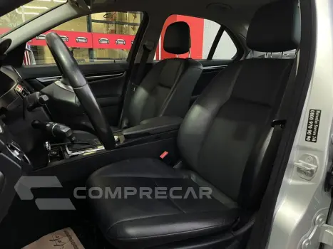 C 180 1.6 CGI CLASSIC 16V TURBO GASOLINA 4P AUTOMÁTICO
