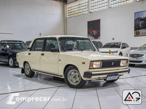 LAIKA 1.6 Sedan 8V