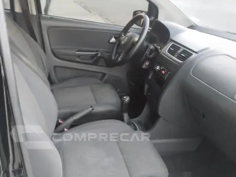 FOX - 1.0 MI 8V 4P MANUAL