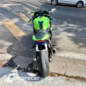 NINJA ZX10R