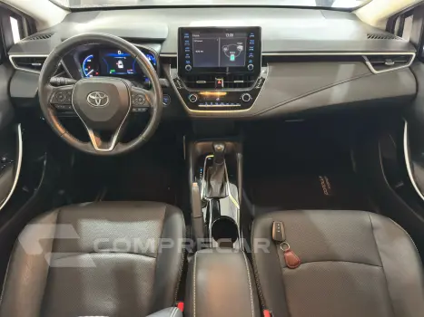 COROLLA 1.8 VVT-I Hybrid Altis