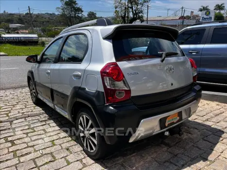 ETIOS CROSS 1.5 16V