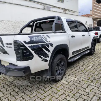 HILUX 2.8 SR Challenge 4X4 CD 16V