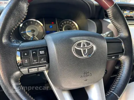 HILUX SW4 2.7 SR 4X2 16V