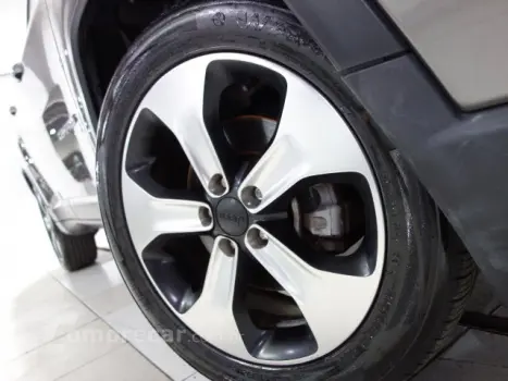 COMPASS - 2.0 16V LONGITUDE AUTOMÁTICO