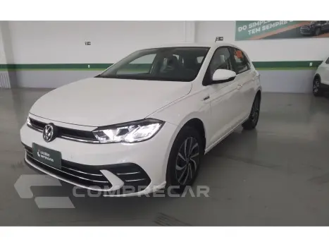 Volkswagen POLO 1.0 170 TSI HIGHLINE AUTOMÁTICO 4 portas