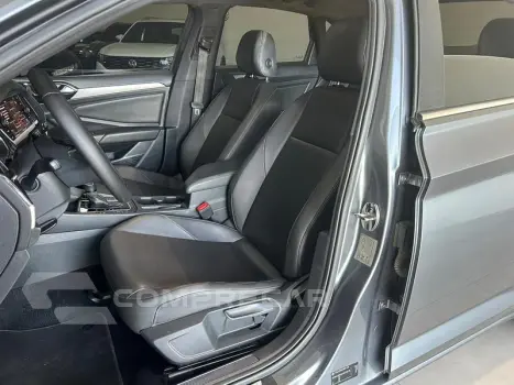 JETTA R-LINE 250 TSI 1.4 FLEX 16V AUT.