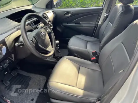 ETIOS 1.5 X Sedan 16V