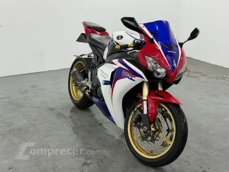 HONDA CBR 1000 RR Fireblade