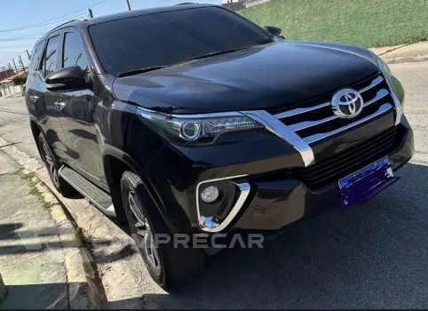 Toyota Hilux SW4 SRX 4X4 2.8 TDI 16V Dies. Aut. 4 portas