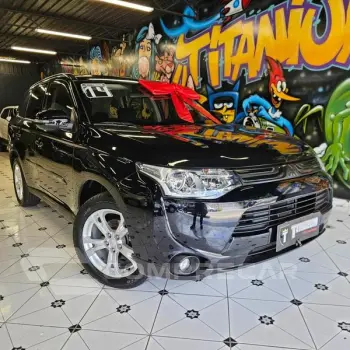 Mitsubishi MMC OUTLANDER 2.0 4 portas