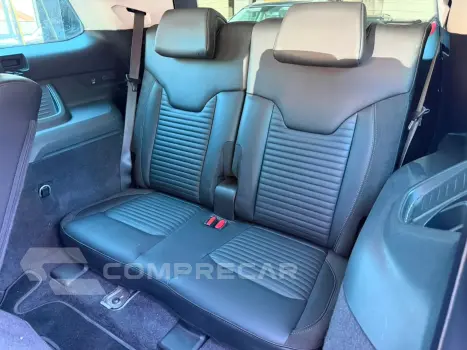 Commander 1.3 T270 Turbo Flex Limited At6