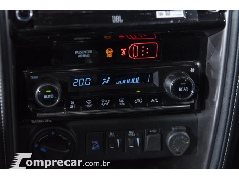 HILUX SW4 2.8 D-4D TURBO DIESEL SRX 7L 4X4 AUTOMÁTICO