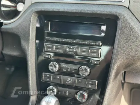 MUSTANG 3.7 COUPÉ V6 24V GASOLINA 2P MANUAL