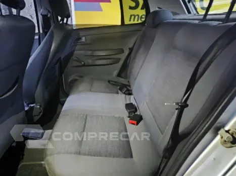 FOX - 1.6 MI PLUS 8V 4P MANUAL