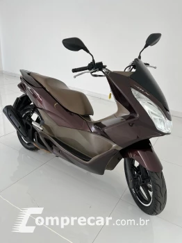 PCX 150 DLX