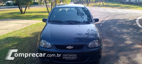 Classic sedan 1.0