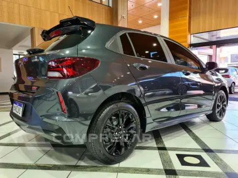 ONIX HATCH RS 1.0 TB 12V FLEX 5P AUT.
