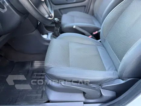 FOX 1.6 MI FLEX 8V 4P MANUAL