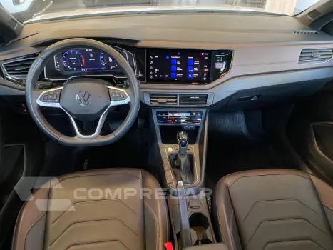 Virtus 1.0 4P 200 TSI FLEX HIGHLINE AUTOMÁTICO