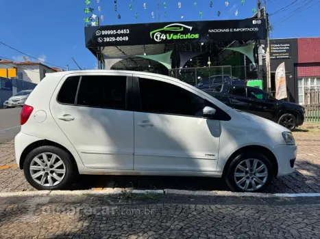 Volkswagen Fox 1.0 Mi Total Flex 8V 5p 4 portas