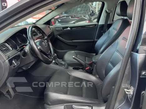 JETTA 2.0 TSI HIGHLINE 211CV GASOLINA 4P TIPTRONIC