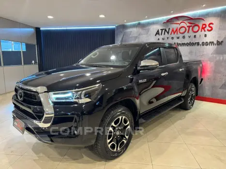 Toyota Hilux Caminhonete 2.8 16V SRX 4X4 TURBO DIESEL CABINE DUPLA 4 portas