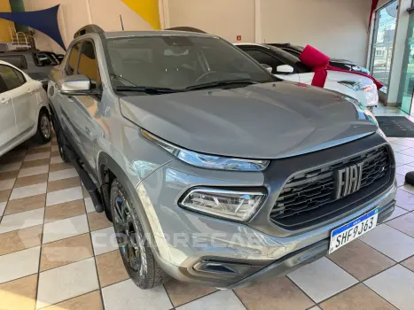 TORO 2.0 16V Turbo Ultra 4WD