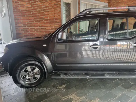 FRONTIER 2.5 LE Attack 4X4 CD Turbo Eletronic