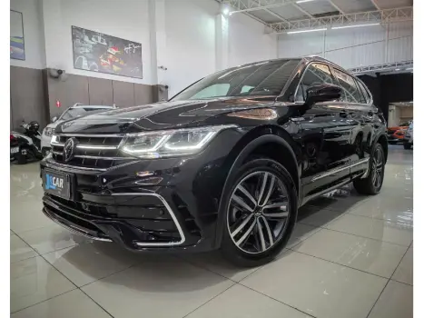 Volkswagen TIGUAN 2.0 300 TSI GASOLINA ALLSPACE R-LINE AUTOMÁTICO 4 portas