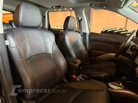 OUTLANDER 2.0 16V GASOLINA 4P AUTOMÁTICO