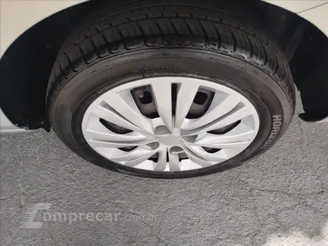 VOYAGE 1.0 12V MPI Totalflex