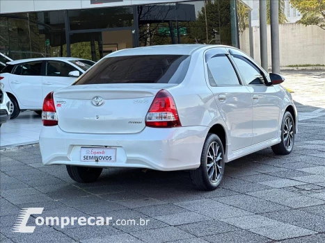 ETIOS 1.5 PLATINUM SEDAN 16V FLEX 4P AUTOMÁTICO