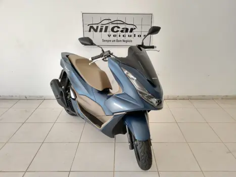 PCX 160 DLX