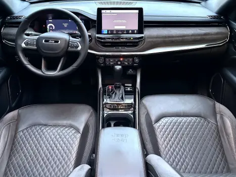 COMMANDER 1.3 T270 TURBO FLEX OVERLAND AT6