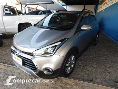 Hyundai HB20X 1.6 16V Premium 4 portas
