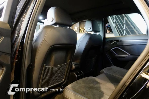 Q3 2.0 4P 40 TFSI PERFORMANCE BLACK QUATTRO TIPTRONIC AUTOMÁ