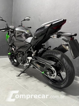 Z 400 ABS