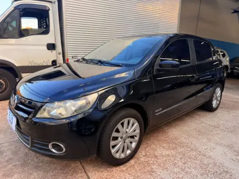 Volkswagen Gol (novo) 1.6 Power/Highi T.Flex 8v 4P 4 portas