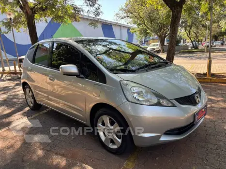 Honda FIT 1.4 LX 16V 4 portas