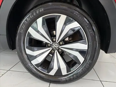 T-CROSS 1.0 200 TSI TOTAL FLEX COMFORTLINE AUTOMÁ