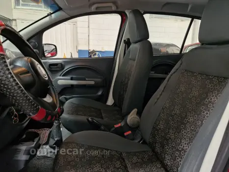 UNO 1.0 EVO VIVACE 8V FLEX 4P MANUAL