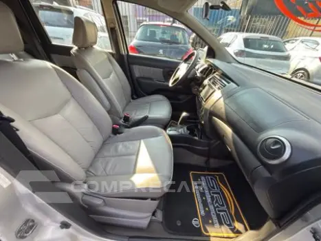 GRAND LIVINA 1.8 SL 16V