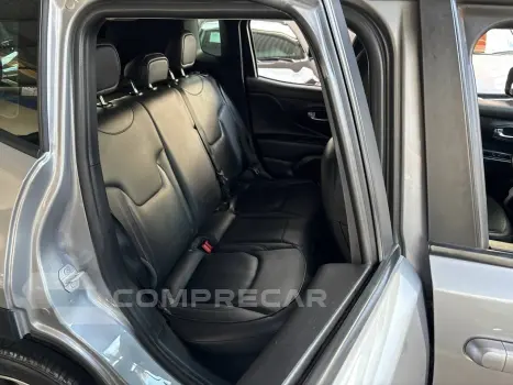 Renegade Longitude 1.8 4x2 Flex 16V Aut.