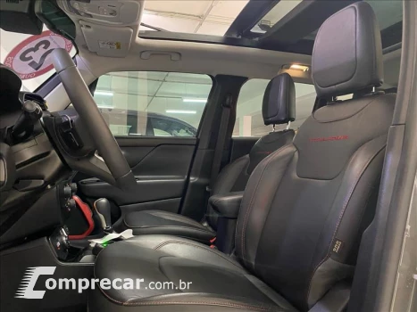 RENEGADE 1.3 T270 Turbo Trailhawk 4X4