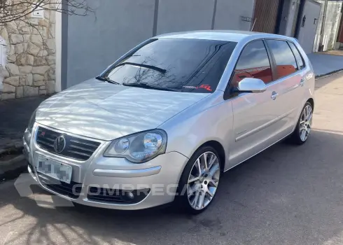 CHEVROLET Polo Comfortline 1.6 4 portas