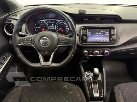 KICKS SV CVT
