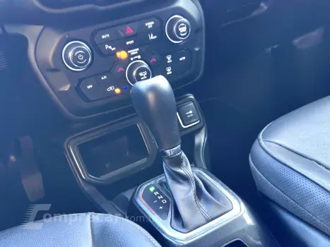 RENEGADE 1.3 T270 TURBO FLEX LONGITUDE AT6