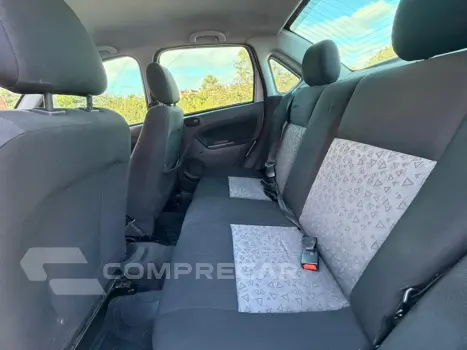 FIESTA 1.6 MPI SEDAN 8V FLEX 4P MANUAL